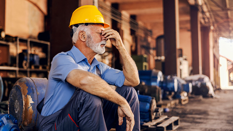 Quản lý con người trong sản xuất