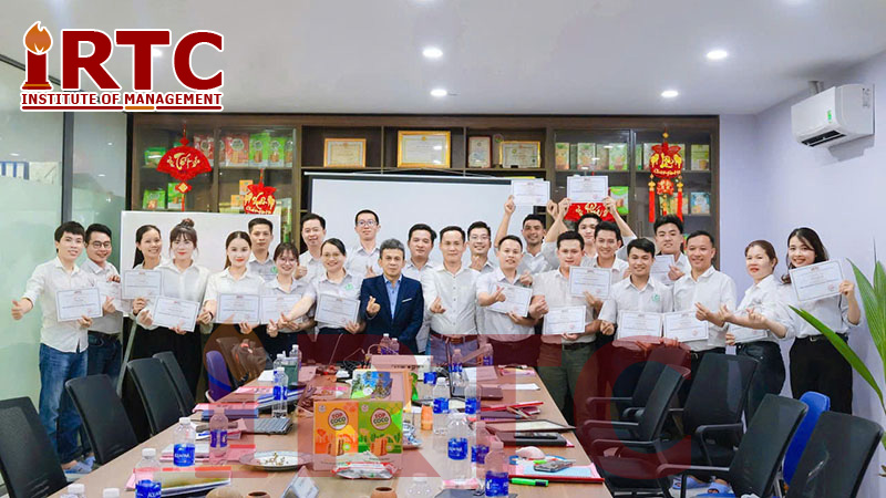 Kết thúc khóa học quản lý công việc và tư duy hệ thống