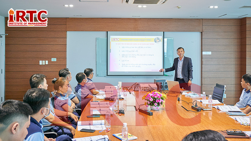 thuyết trình trước đám đông